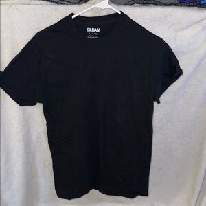 Gildan Black T-Shirt